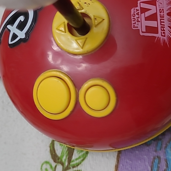 Vintage Y2K Disney Plug N Play Game System - Picture 3 of 5